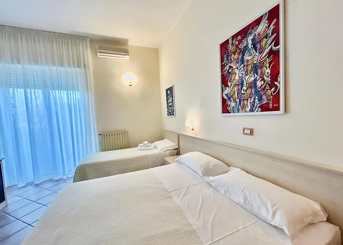 Di Rocco 3* لوريتو أبروتينو