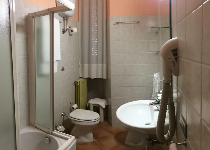 Di Rocco 3* لوريتو أبروتينو